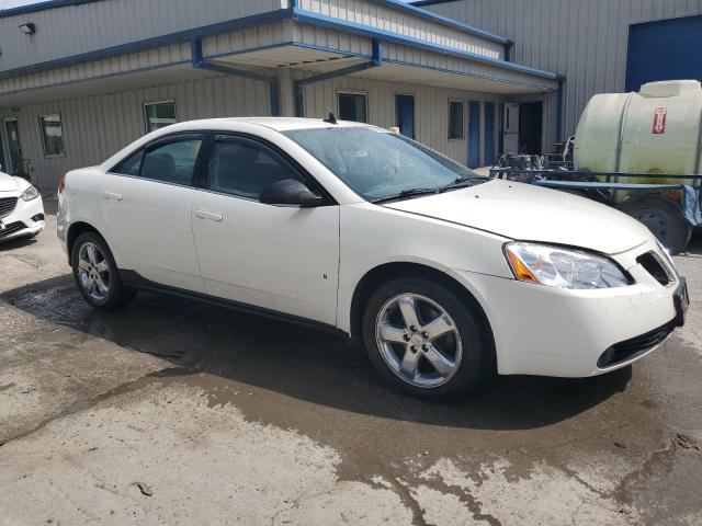 1G2ZH57N584212044 - 2008 PONTIAC G6 GT WHITE photo 4