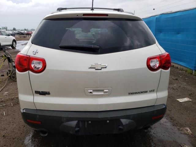 1GNKRLED6BJ312629 - 2011 CHEVROLET TRAVERSE LTZ WHITE photo 6