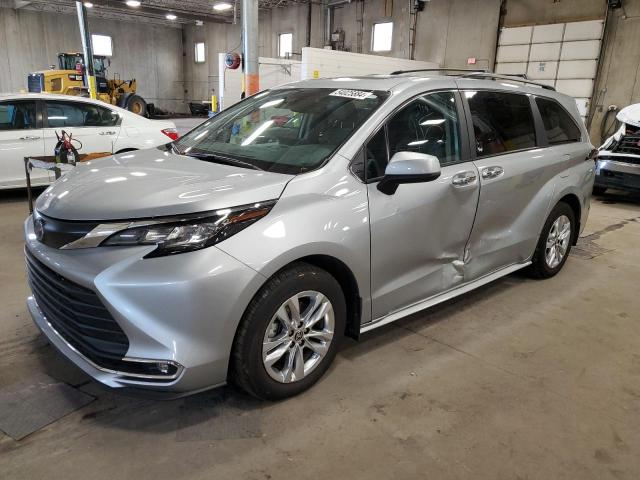 2023 TOYOTA SIENNA XLE, 