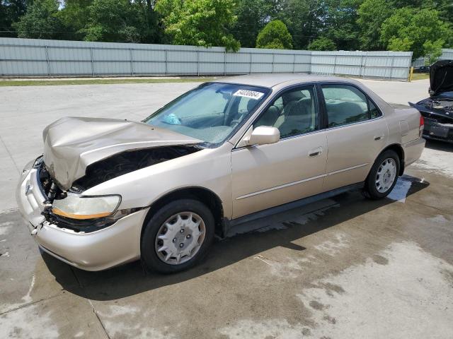 1HGCG56411A002482 - 2001 HONDA ACCORD LX BEIGE photo 1