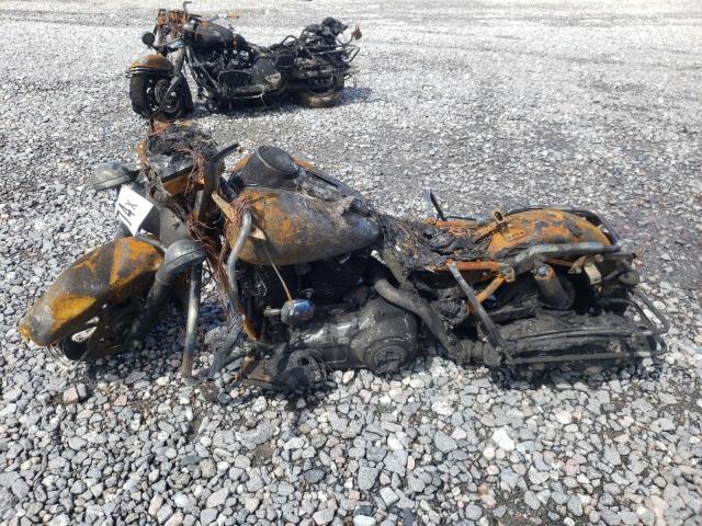 1HD1FC4138Y666899 - 2008 HARLEY-DAVIDSON FLHTCUI 黑色 照片 3