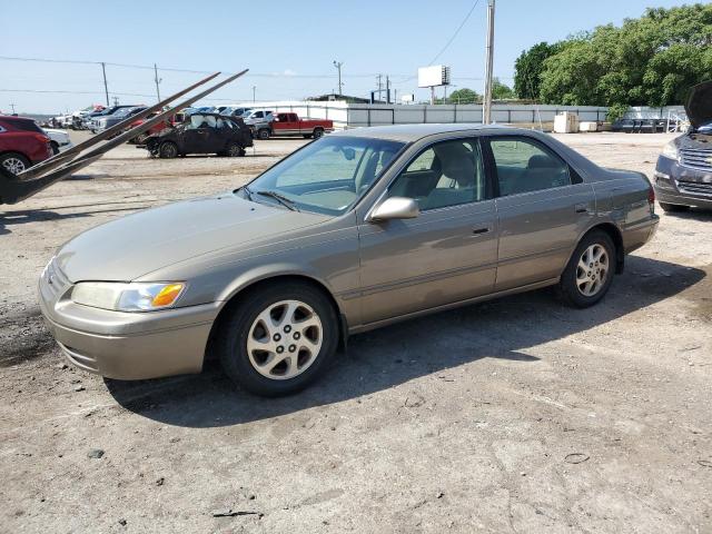 1999 TOYOTA CAMRY LE, 