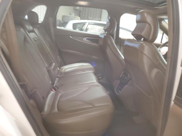 2LMTJ8LR5GBL42779 - 2016 LINCOLN MKX RESERVE 白色 照片 11