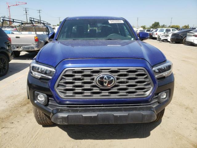 3TMCZ5AN1PM653826 - 2023 TOYOTA TACOMA DOUBLE CAB BLUE photo 5