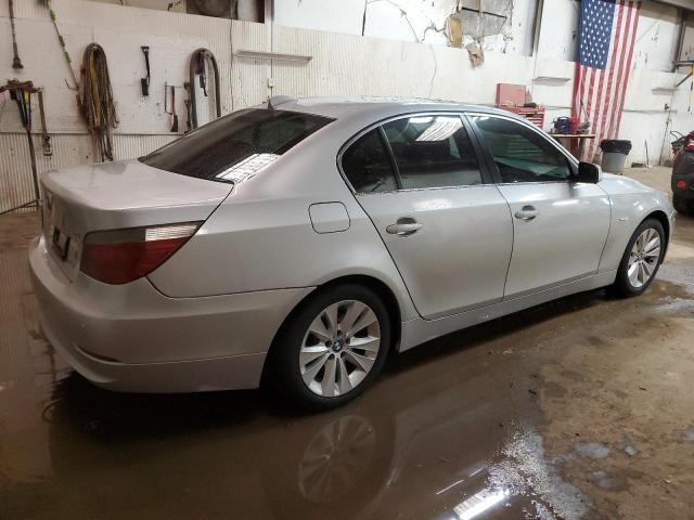 WBANB53527CP07711 - 2007 BMW 550 I SILVER photo 3