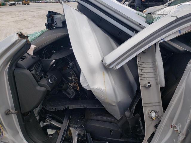 1G11C5SL1EF196219 - 2014 CHEVROLET MALIBU 1LT ვერცხლისფერი ფოტო 9