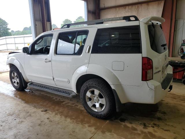 5N1AR18U35C784246 - 2005 NISSAN PATHFINDER LE თეთრი ფოტო 2