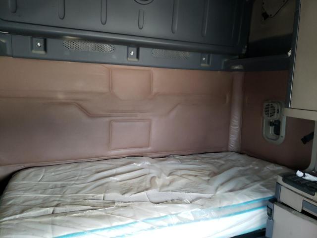 1FUJGLDR9DLFG5935 - 2013 FREIGHTLINER CASCADIA 1 Սպիտակ լուսանկար 6