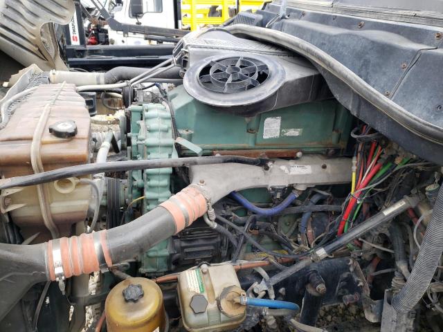 1FUJGLDR9DLFG5935 - 2013 FREIGHTLINER CASCADIA 1 Սպիտակ լուսանկար 7