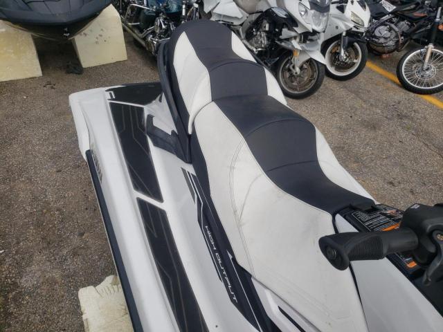 YAMA4154K819 - 2019 MAHINDRA AND MAHINDRA VX CRUISER WHITE photo 6