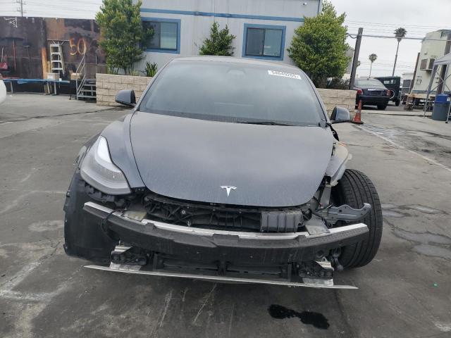 5YJ3E1EC2PF548438 - 2023 TESLA MODEL 3 灰色 照片 5