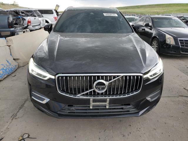 LYVA22RL9JB083004 - 2018 VOLVO XC60 T6 BLACK photo 5