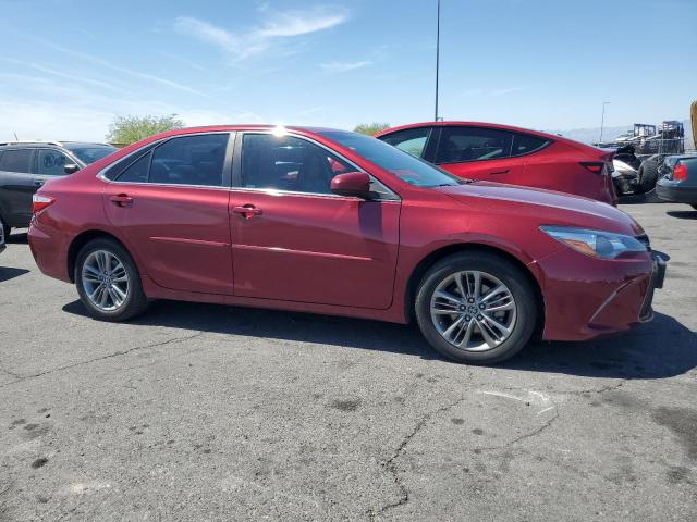 4T1BF1FK4FU917753 - 2015 TOYOTA CAMRY LE RED photo 4