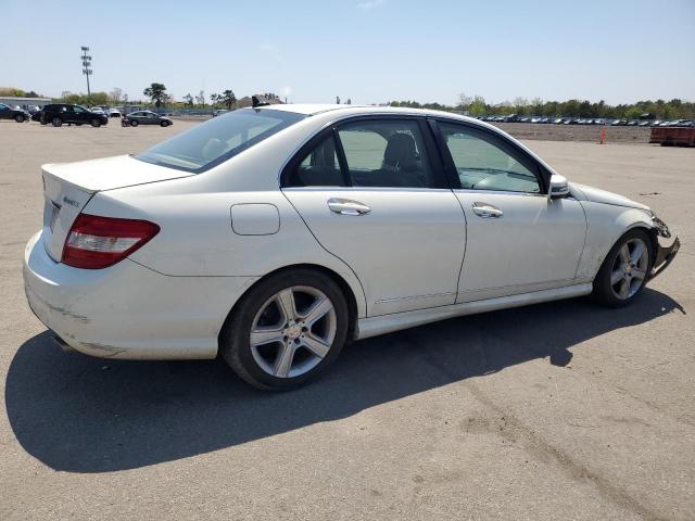 WDDGF8BB1BR176506 - 2011 MERCEDES-BENZ C 300 4MATIC WHITE photo 3