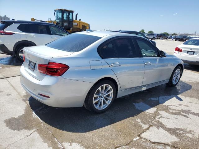 WBA8E1G33HNU18381 - 2017 BMW 320 I SILVER photo 3