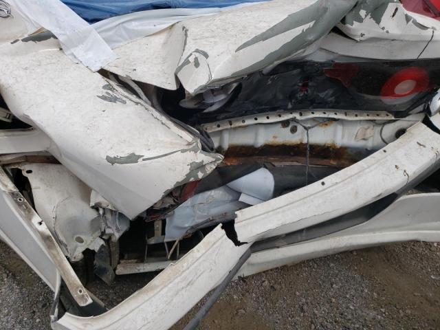 2G1WF55K049441650 - 2004 CHEVROLET IMPALA WHITE photo 12