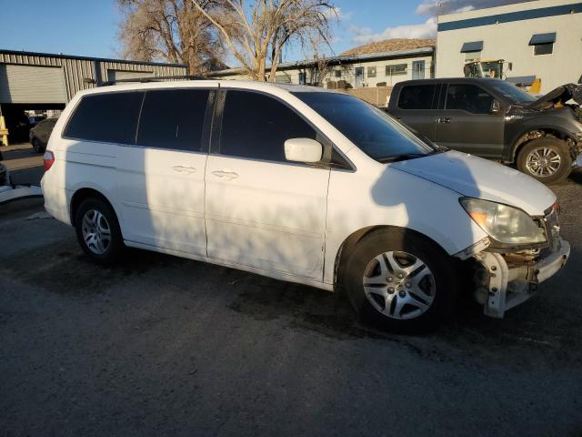 5FNRL387X5B125243 - 2005 HONDA ODYSSEY EXL WHITE photo 4