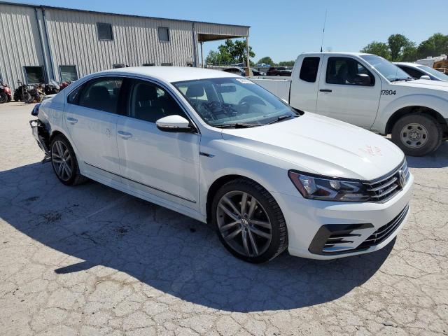 1VWDT7A38HC060884 - 2017 VOLKSWAGEN PASSAT R-LINE Weiß Foto 4
