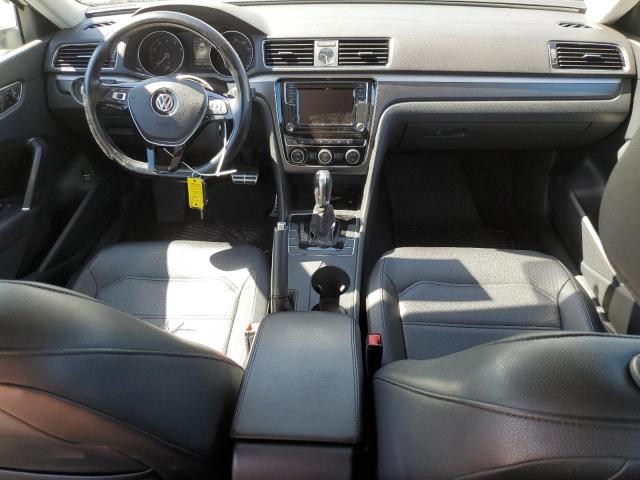 1VWDT7A38HC060884 - 2017 VOLKSWAGEN PASSAT R-LINE Weiß Foto 8