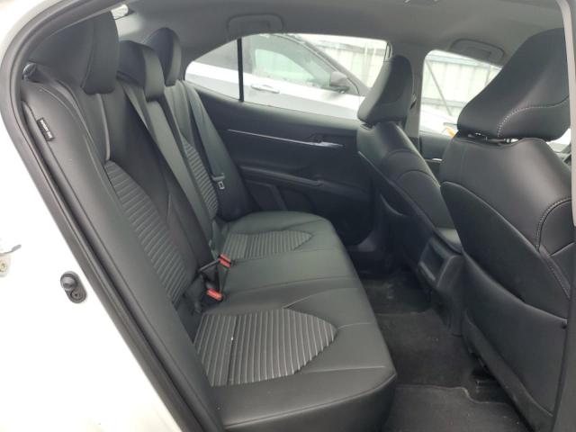 4T1G11AK0PU815976 - 2023 TOYOTA CAMRY SE NIGHT SHADE WHITE photo 10