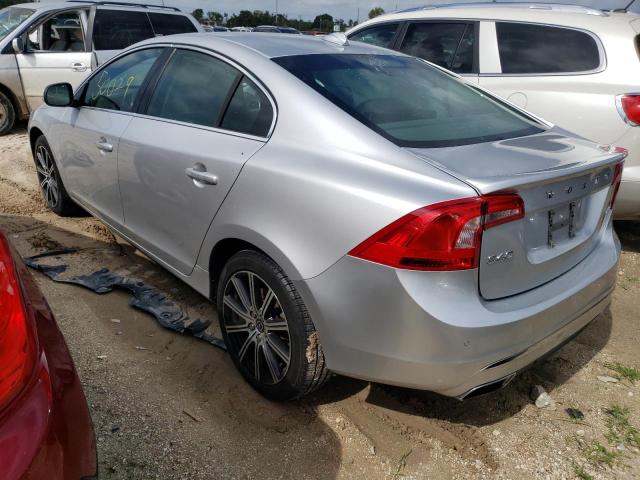 LYV402HK6HB136845 - 2017 VOLVO S60 PREMIER SILVER photo 2