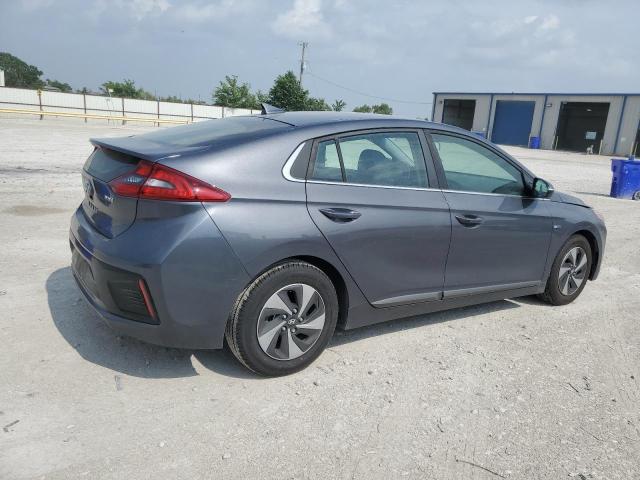 KMHC75LC2JU103213 - 2018 HYUNDAI IONIQ SEL GRAY photo 3