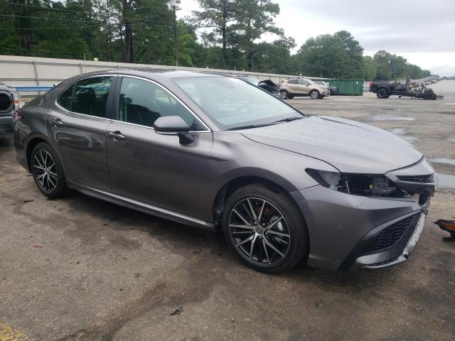 4T1G11AK4RU261103 - 2024 TOYOTA CAMRY SE NIGHT SHADE GRAY photo 4