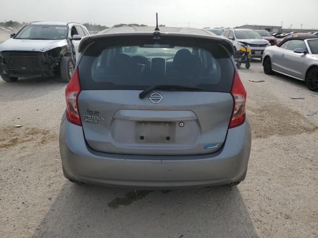 3N1CE2CP0FL440172 - 2015 NISSAN VERSA NOTE S GRAY photo 6