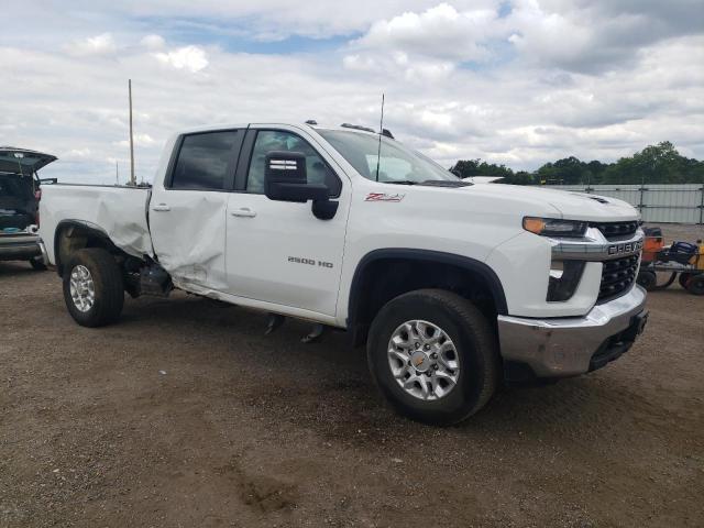 1GC4YNE77MF226648 - 2021 CHEVROLET SILVERADO K2500 HEAVY DUTY LT WHITE photo 4