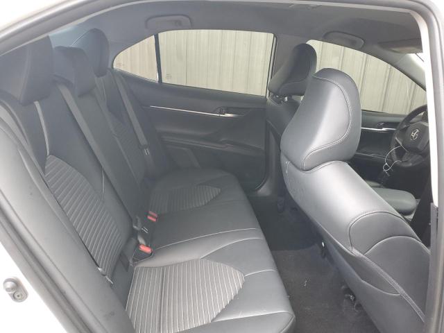 4T1G11AK7PU784435 - 2023 TOYOTA CAMRY SE NIGHT SHADE WHITE photo 10