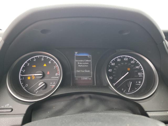 4T1G11AK7PU784435 - 2023 TOYOTA CAMRY SE NIGHT SHADE WHITE photo 9