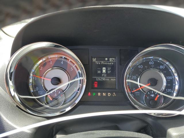 2C4RC1CG1GR159025 - 2016 CHRYSLER TOWN & COU TOURING L WHITE photo 9