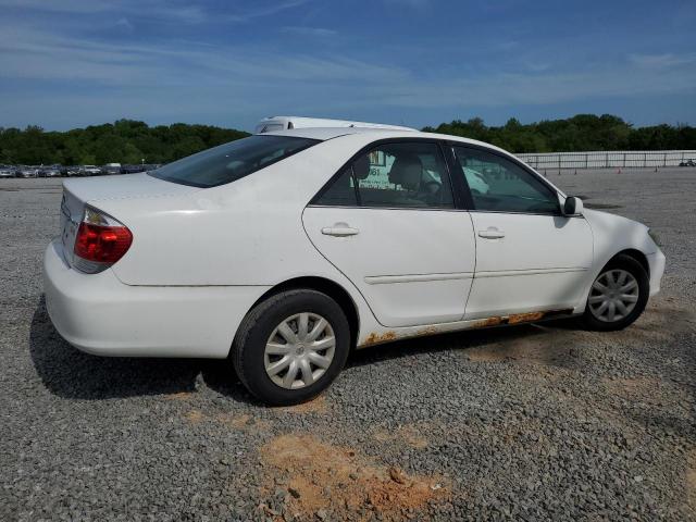 4T1BE30K55U535592 - 2005 TOYOTA CAMRY LE WHITE photo 3