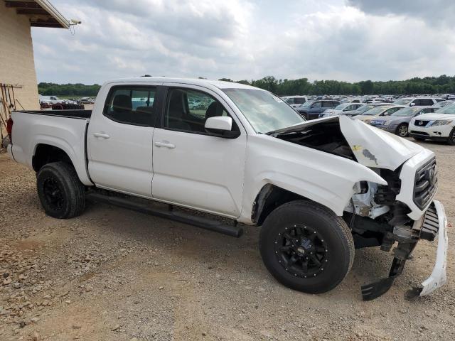 5TFAX5GN1JX131459 - 2018 TOYOTA TACOMA DOUBLE CAB WHITE photo 4