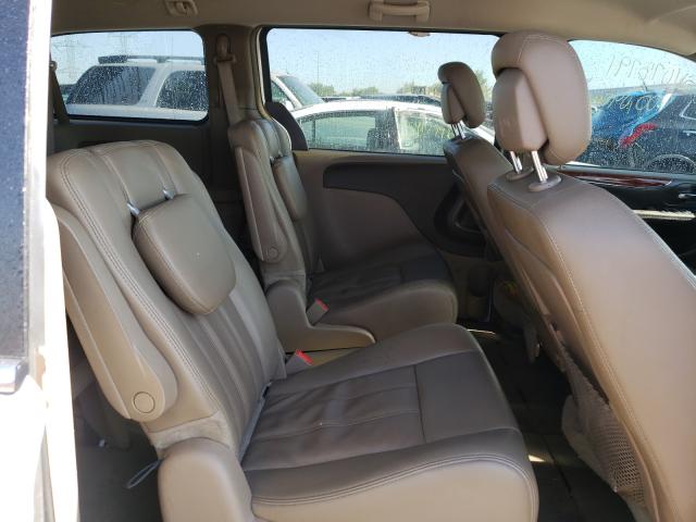 2C4RC1BG7GR289425 - 2016 CHRYSLER TOWN & COU TOURING თეთრი ფოტო 6