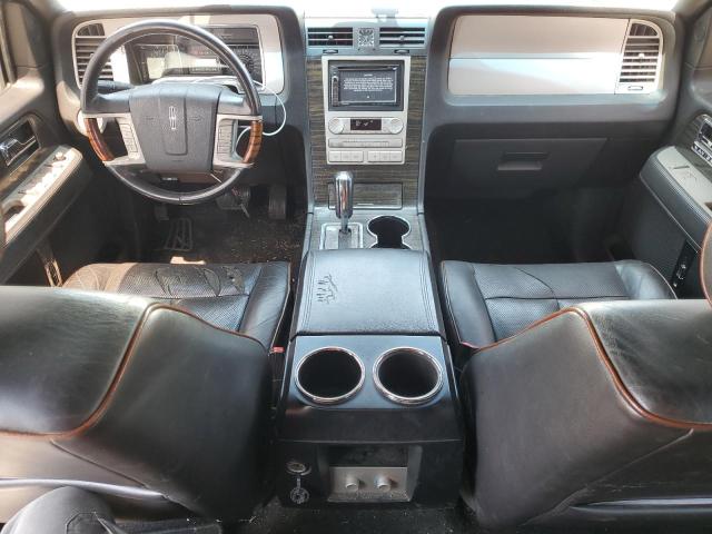 5LMFU275X7LJ08672 - 2007 LINCOLN NAVIGATOR 白色 照片 8