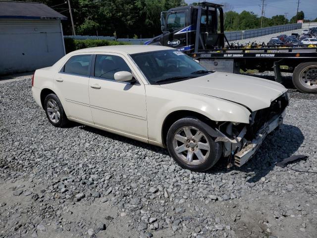 2C3KA53GX7H759406 - 2007 CHRYSLER 300 TOURING WHITE photo 4