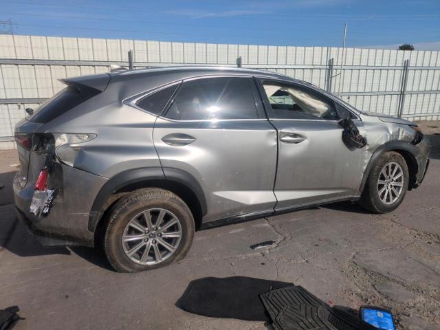 JTJBARBZ0K2208079 - 2019 LEXUS NX 300 BASE ვერცხლისფერი ფოტო 3