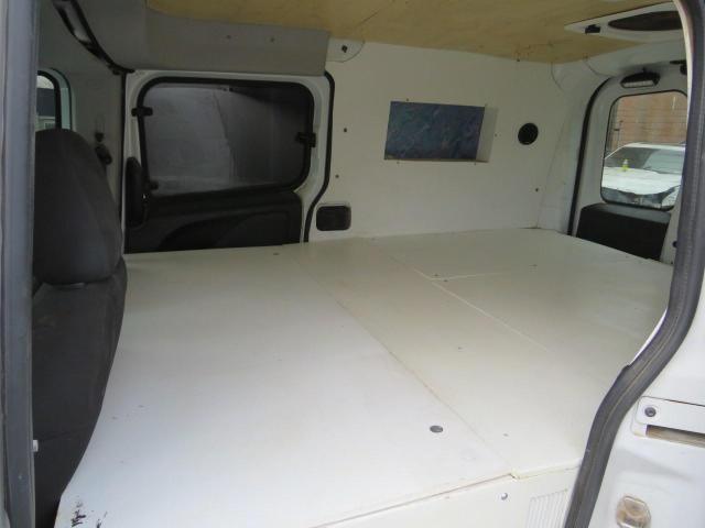 ZFBERFBT3G6C61061 - 2016 RAM PROMASTER SLT 白色 照片 6