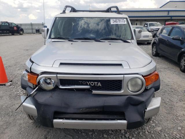 JTEZU11FX70011467 - 2007 TOYOTA FJ CRUISER SILVER photo 5