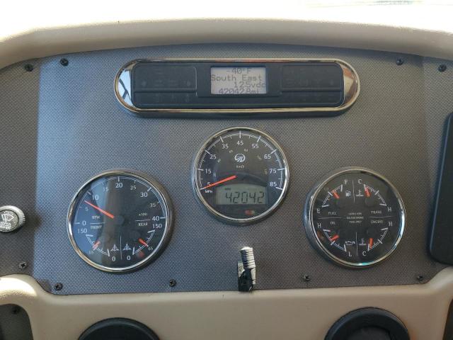 1RF42454682047699 - 2008 ROADMASTER RAIL MONOCOQUE SILVER photo 8