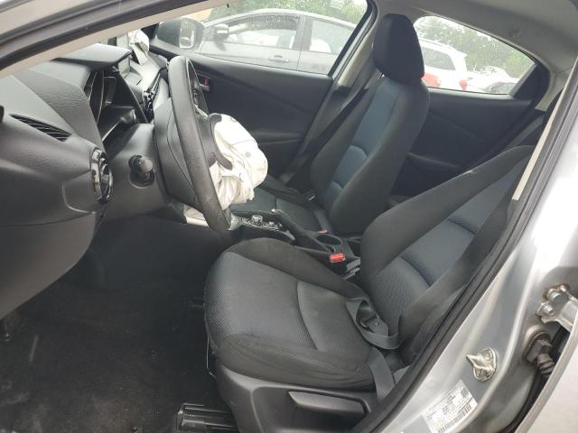 3MYDLBYV9KY523712 - 2019 TOYOTA YARIS L SILVER photo 7