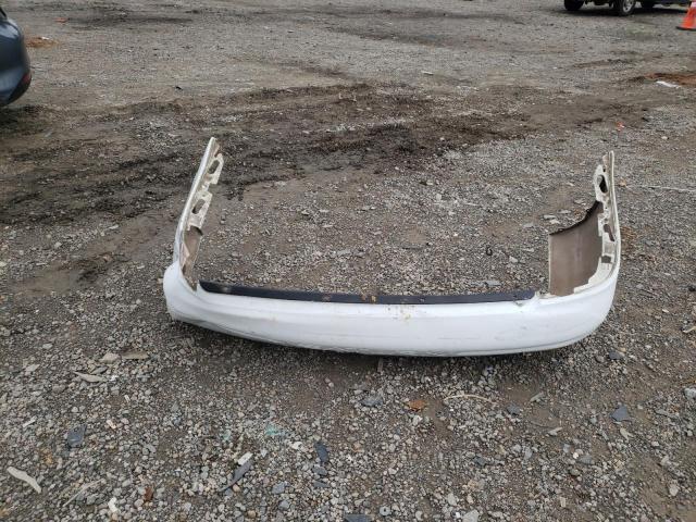 1G8ZK52792Z215894 - 2002 SATURN LS2 WHITE photo 12