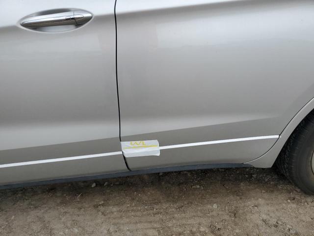 LRBFXCSA2KD013081 - 2019 BUICK ENVISION ESSENCE Gümüş fotoğraf 13