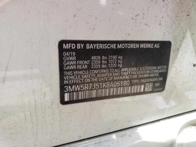 3MW5R7J51K8A05180 - 2019 BMW 330XI WHITE photo 13