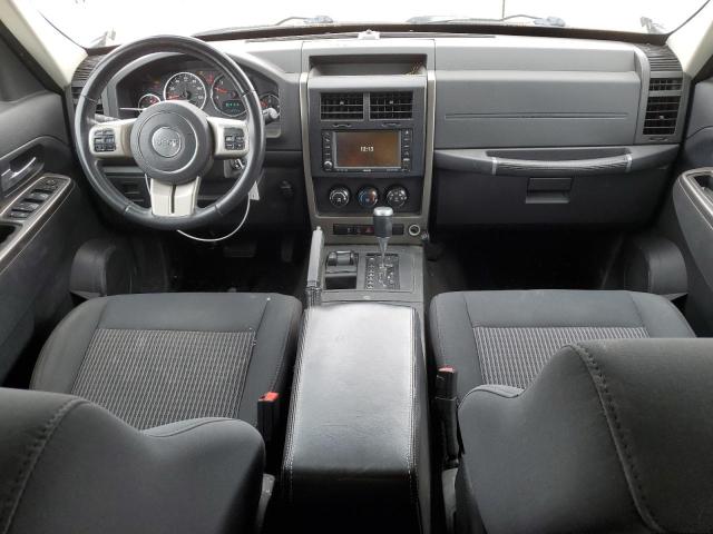 1J4PN3GK4BW581697 - 2011 JEEP LIBERTY RENEGADE SILVER photo 8