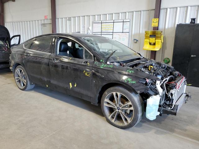 3FA6P0K93KR213289 - 2019 FORD FUSION TITANIUM BLACK photo 4