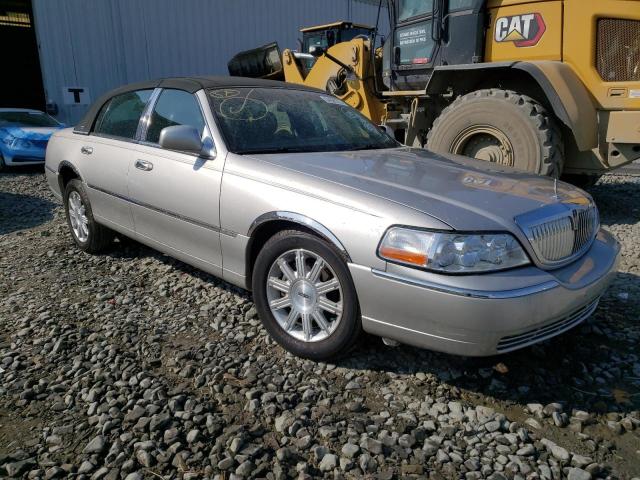 2LNHM82W08X657722 - 2008 LINCOLN TOWN CAR SIGNATURE LIMITED SILVER photo 4