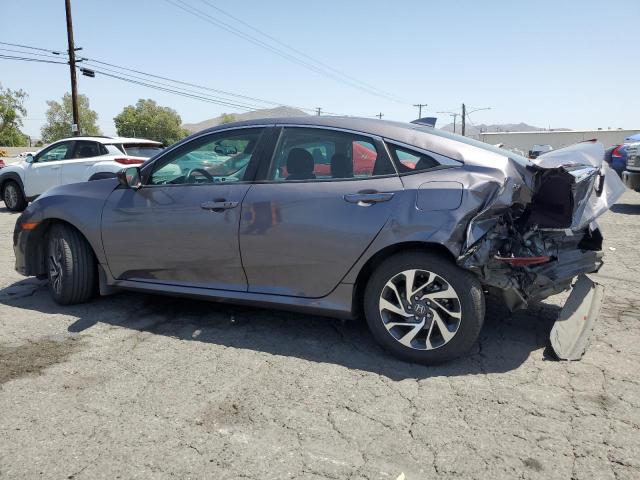 2HGFC2F70JH501289 - 2018 HONDA CIVIC EX GRAY photo 2