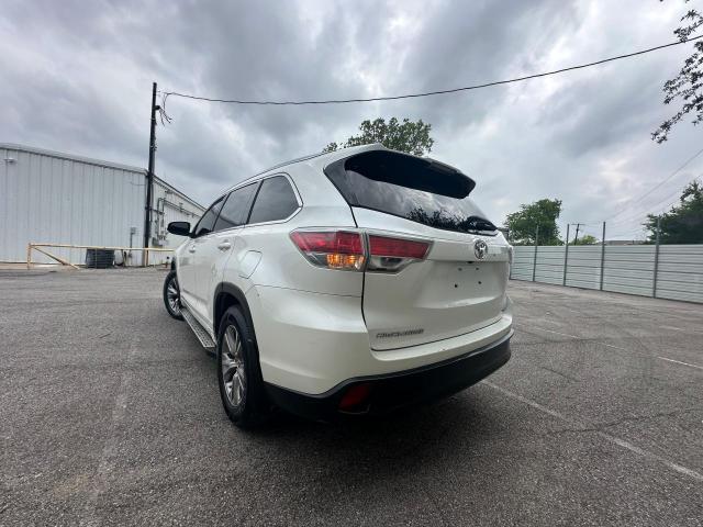 5TDKKRFH6FS056261 - 2015 TOYOTA HIGHLANDER XLE WHITE photo 3